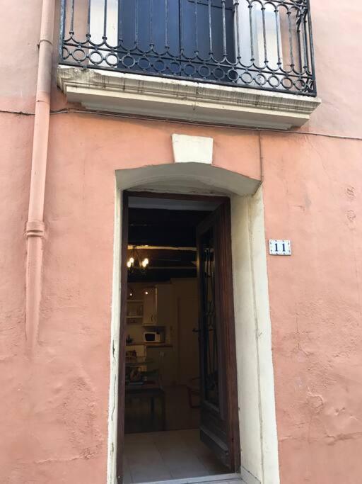 Historic French Townhouse Villa Saint-Thibéry Exteriör bild