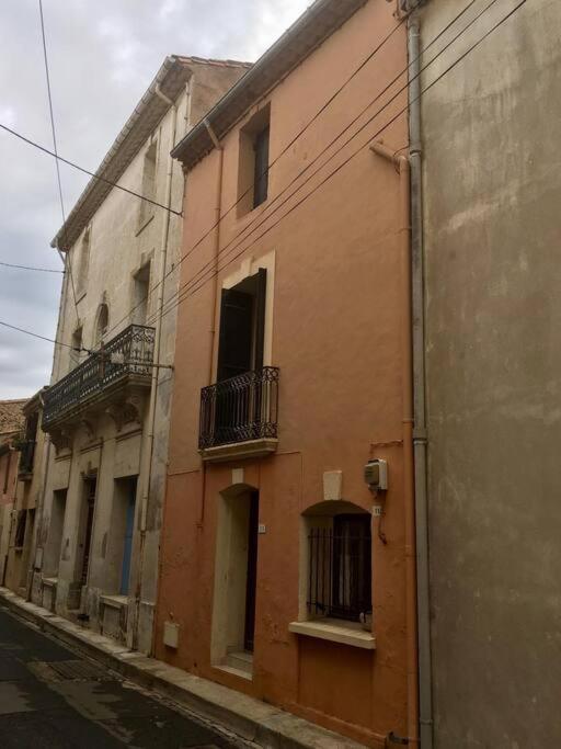 Historic French Townhouse Villa Saint-Thibéry Exteriör bild